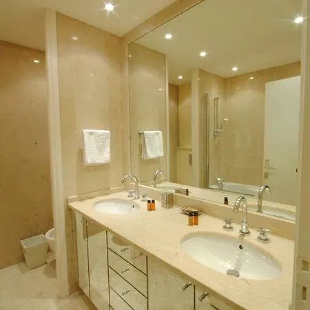 Gray D'albion 2p Ali1165 Appartement *